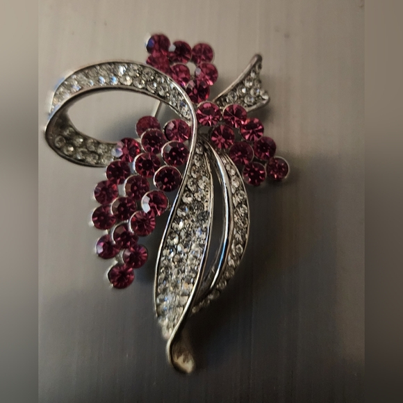 Jewelry - Austrian Rhinestone Crystal Glamorous Bridal Wedding Brooch